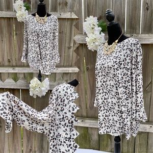 Ann Taylor Loft blouse Leopard/Animal Print